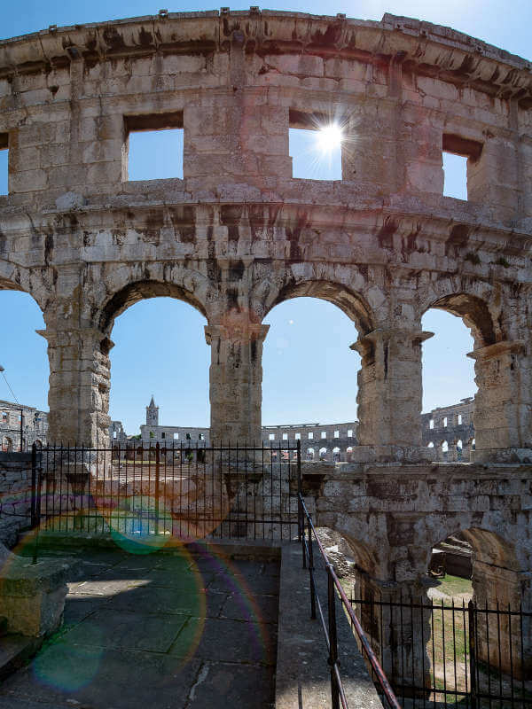 History of Croatia 5 cirque romain de Pula