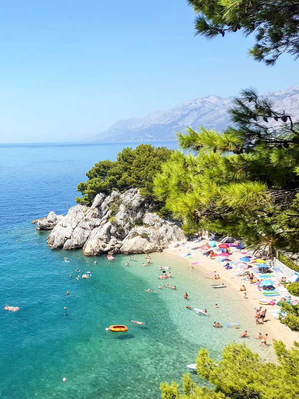 Weather and climate of Croatia 1 brela plage