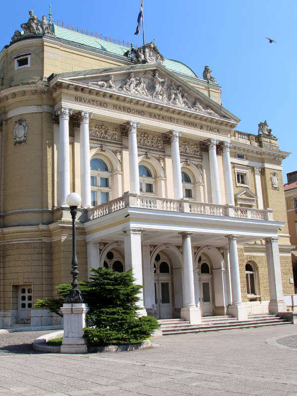 Rijeka 10 Théâtre national croate Ivan pl. Zajc