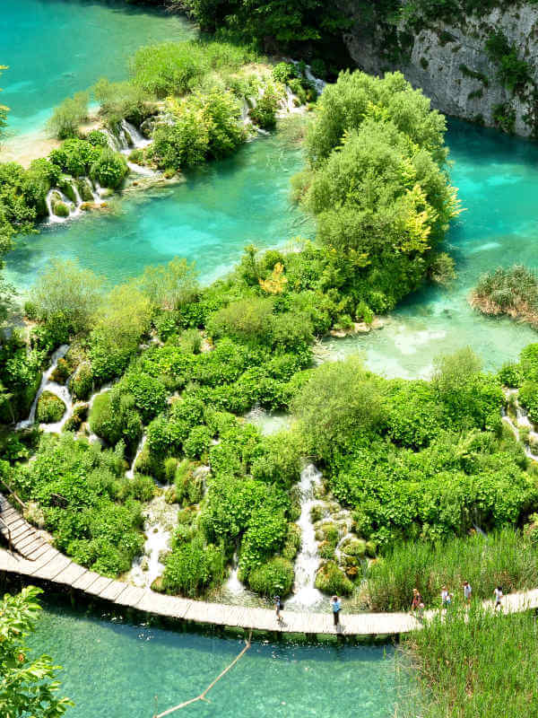 Home 4 vue des cascades du parc de Plitvice