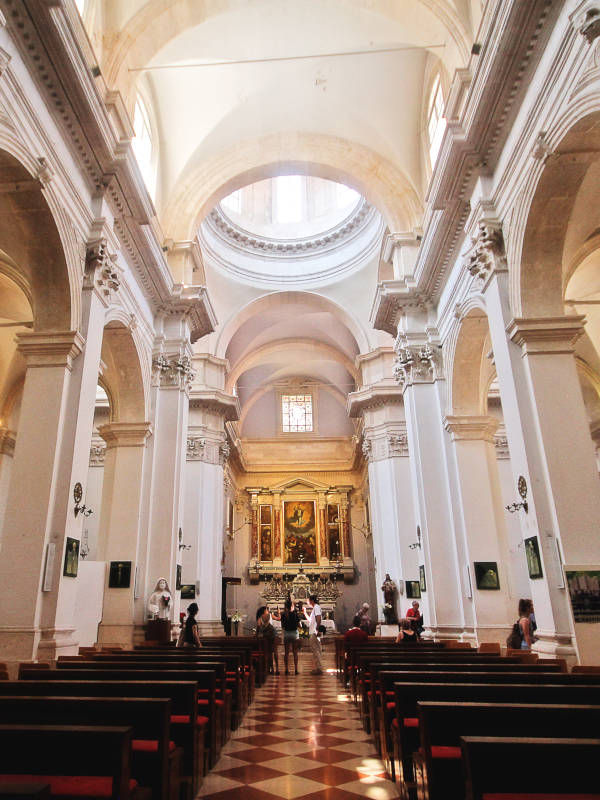 Dubrovnik Cathedral 5 Intérieur de la cathédrale de l'Assomption à Dubrovnik